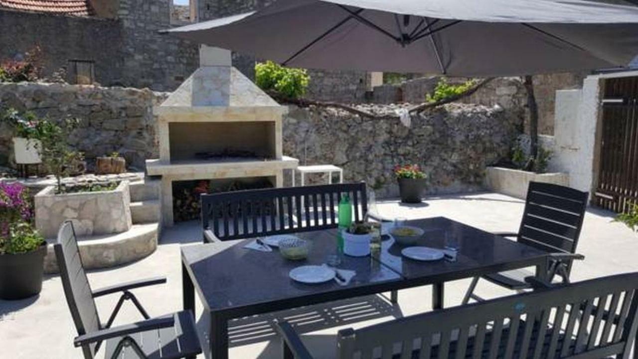 Villa Ines Komiža Екстериор снимка